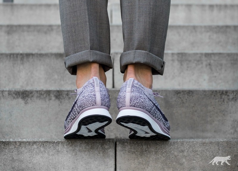 Nike flyknit outlet racer lavender